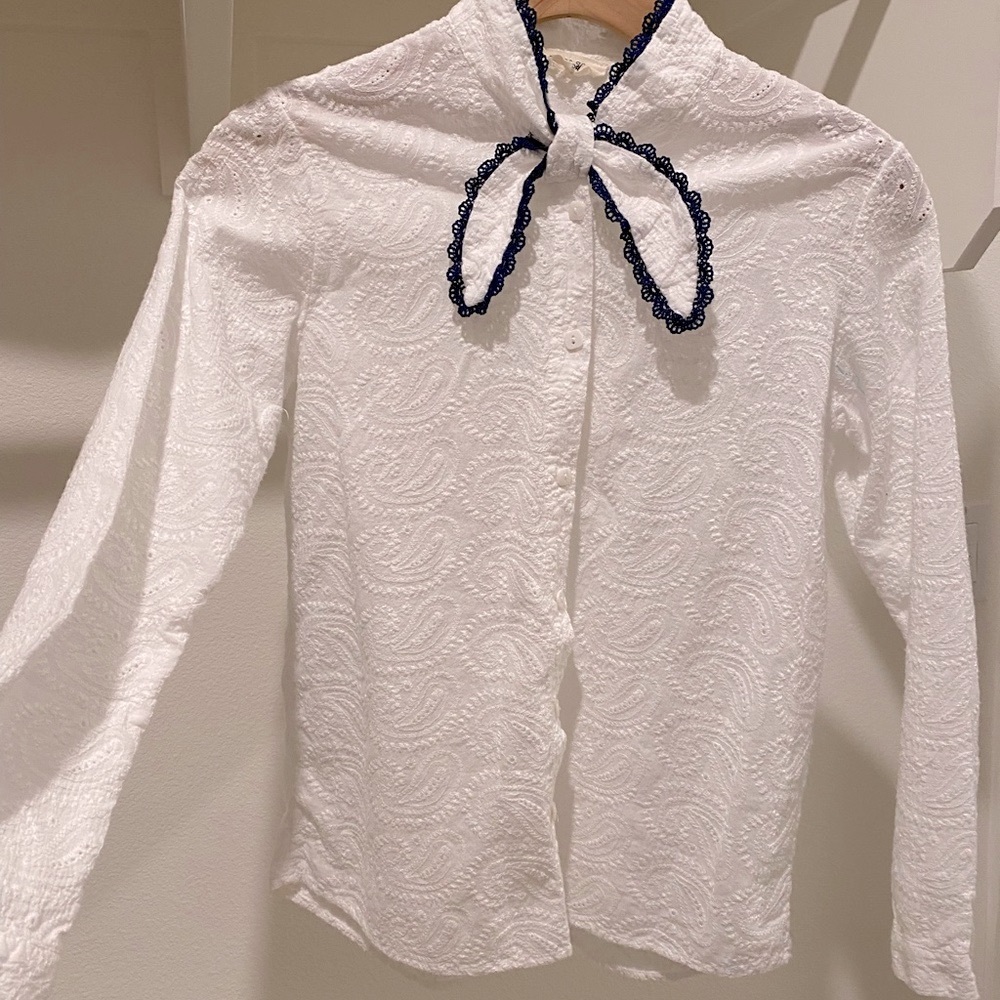 White floral shirt small